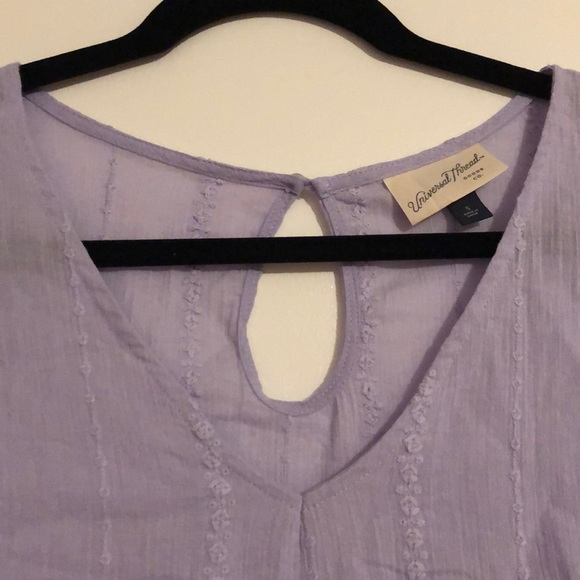 Cute little purple top - Picture 2 of 4